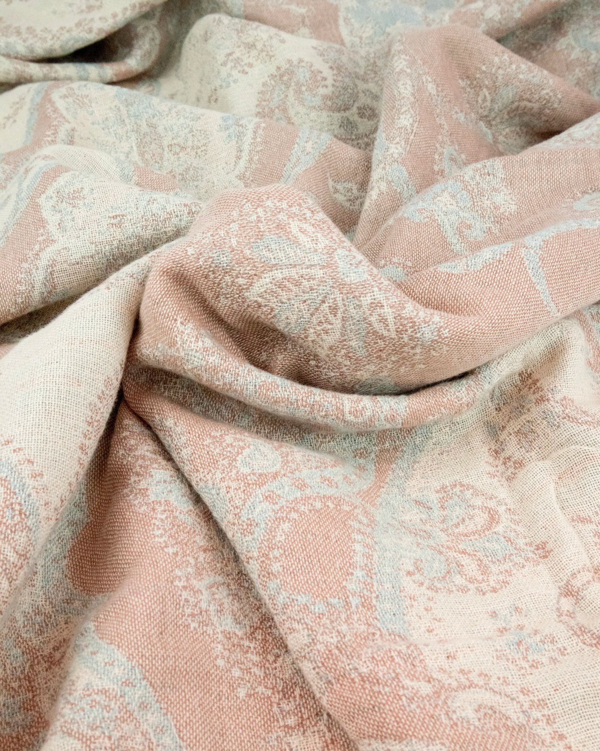 Ivory Paisley Cotton & Wool Throw | Singhvis