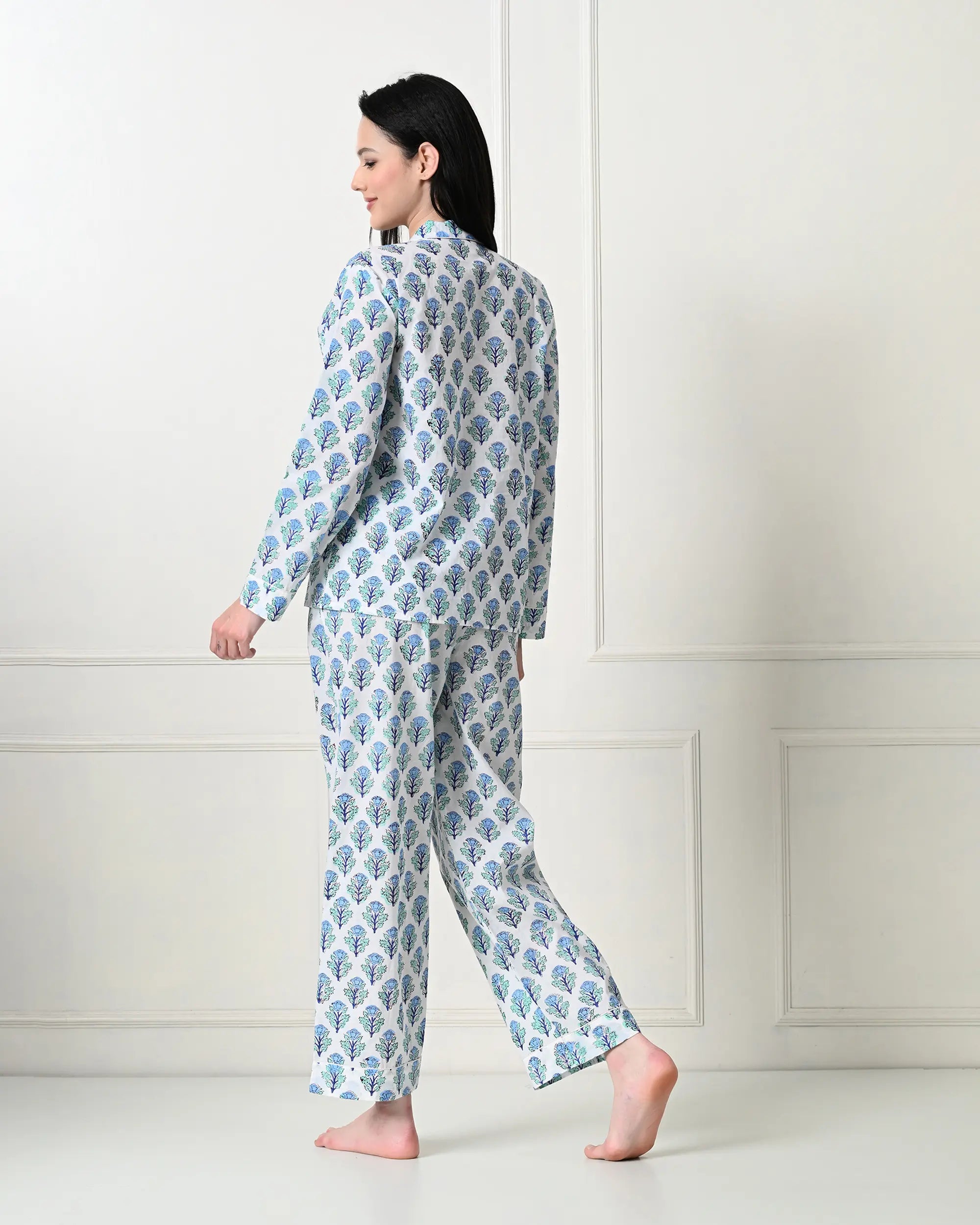 Minty White Meadow Pajamas | Singhvis