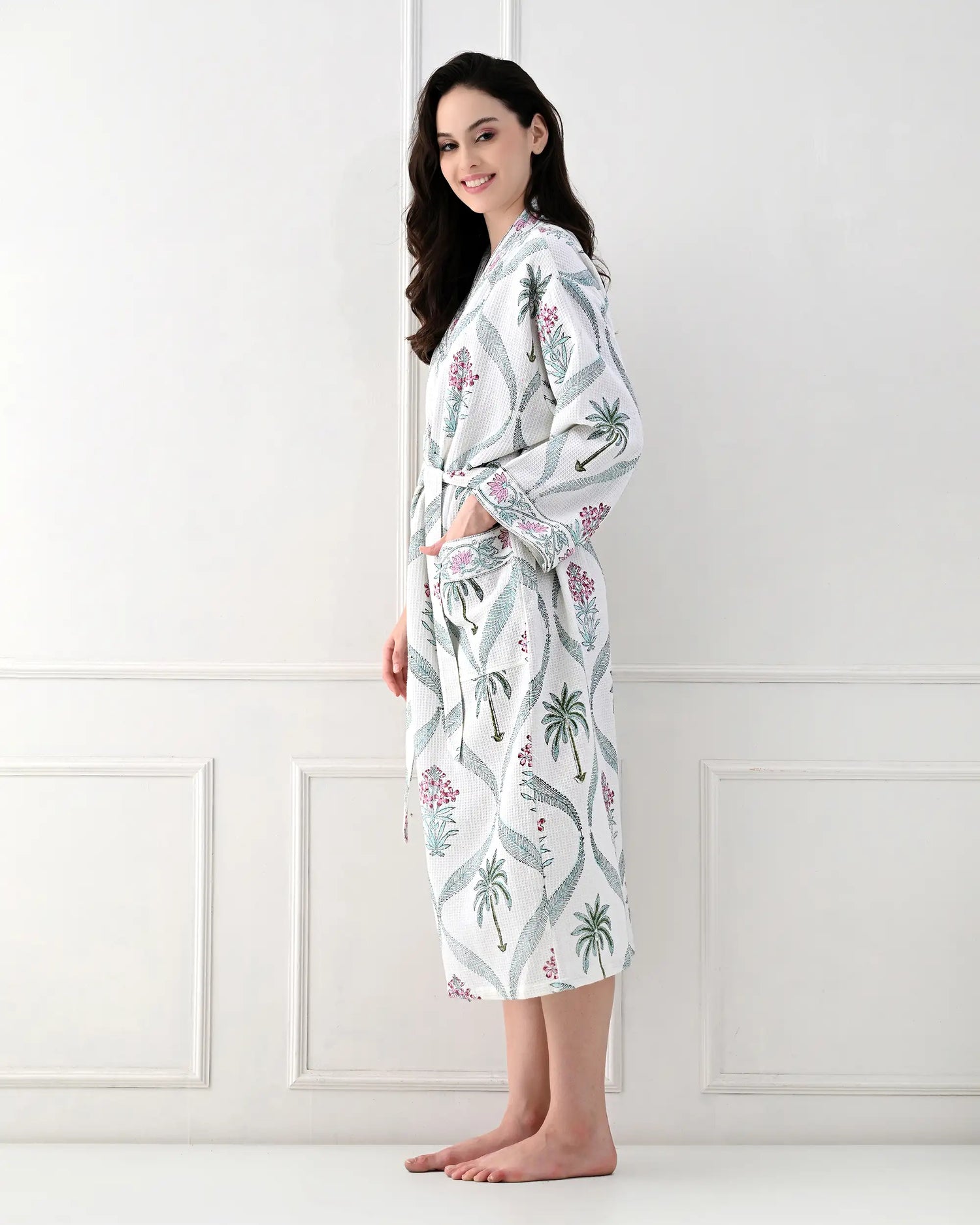 Palm Retreat Bathrobe | Singhvis