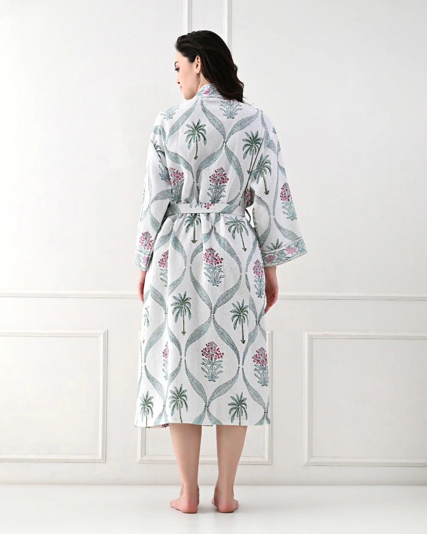 Palm Retreat Bathrobe | Singhvis