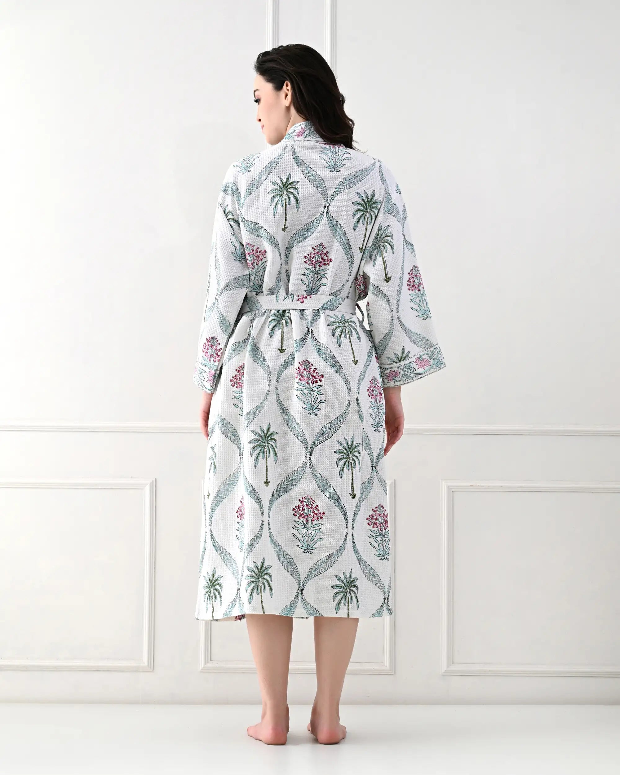 Palm Retreat Bathrobe | Singhvis