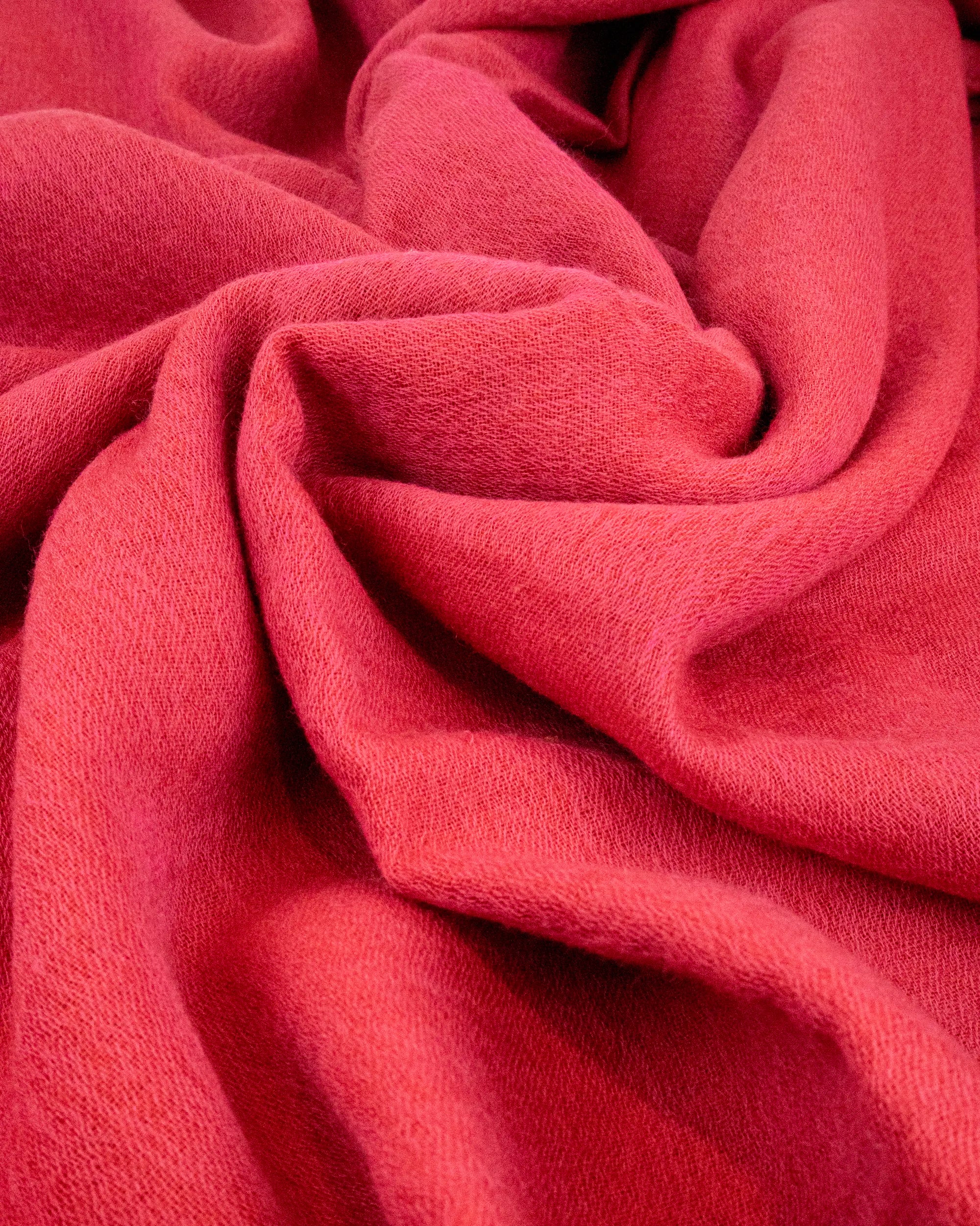 RougeRose Reversible Wool Throw | Singhvis