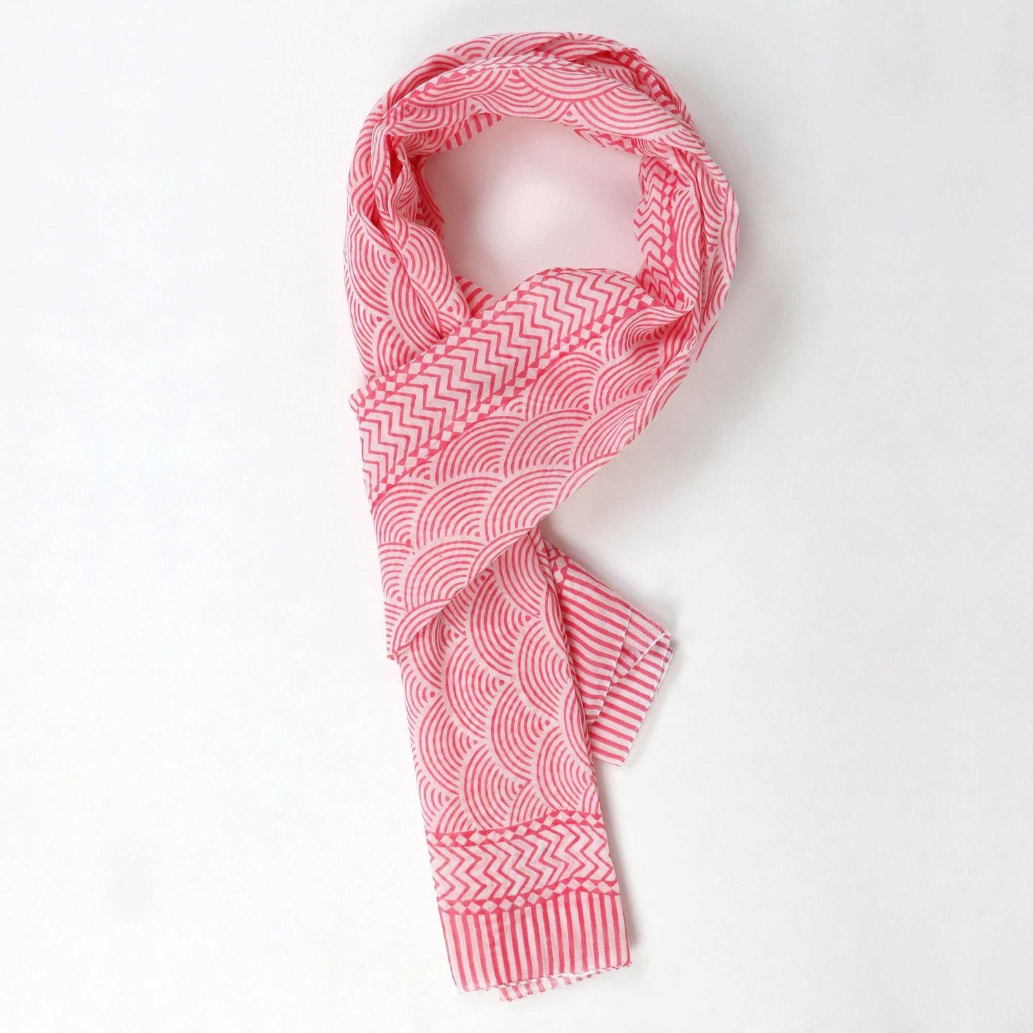 Carnation Scarf