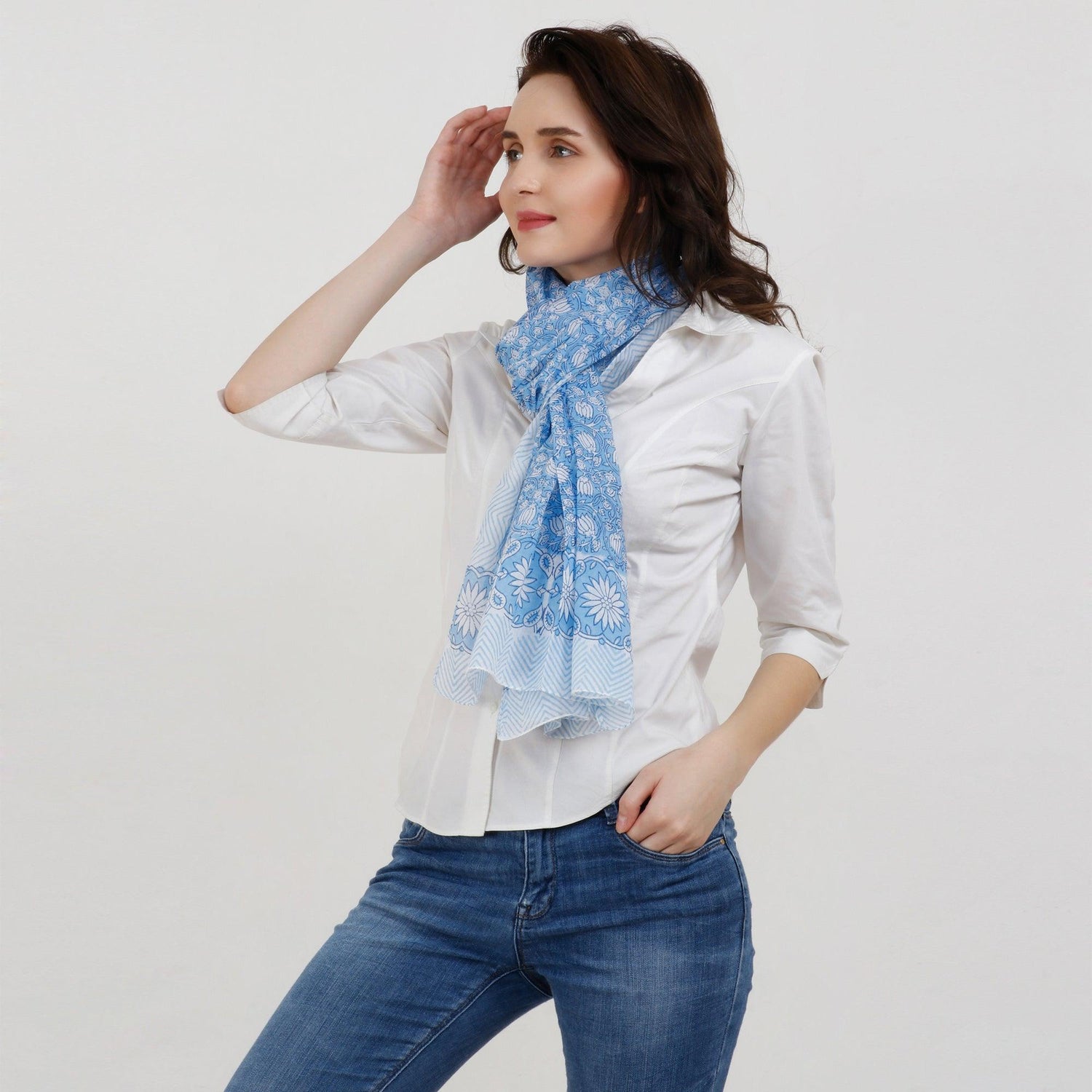 Luna Scarf | Singhvis