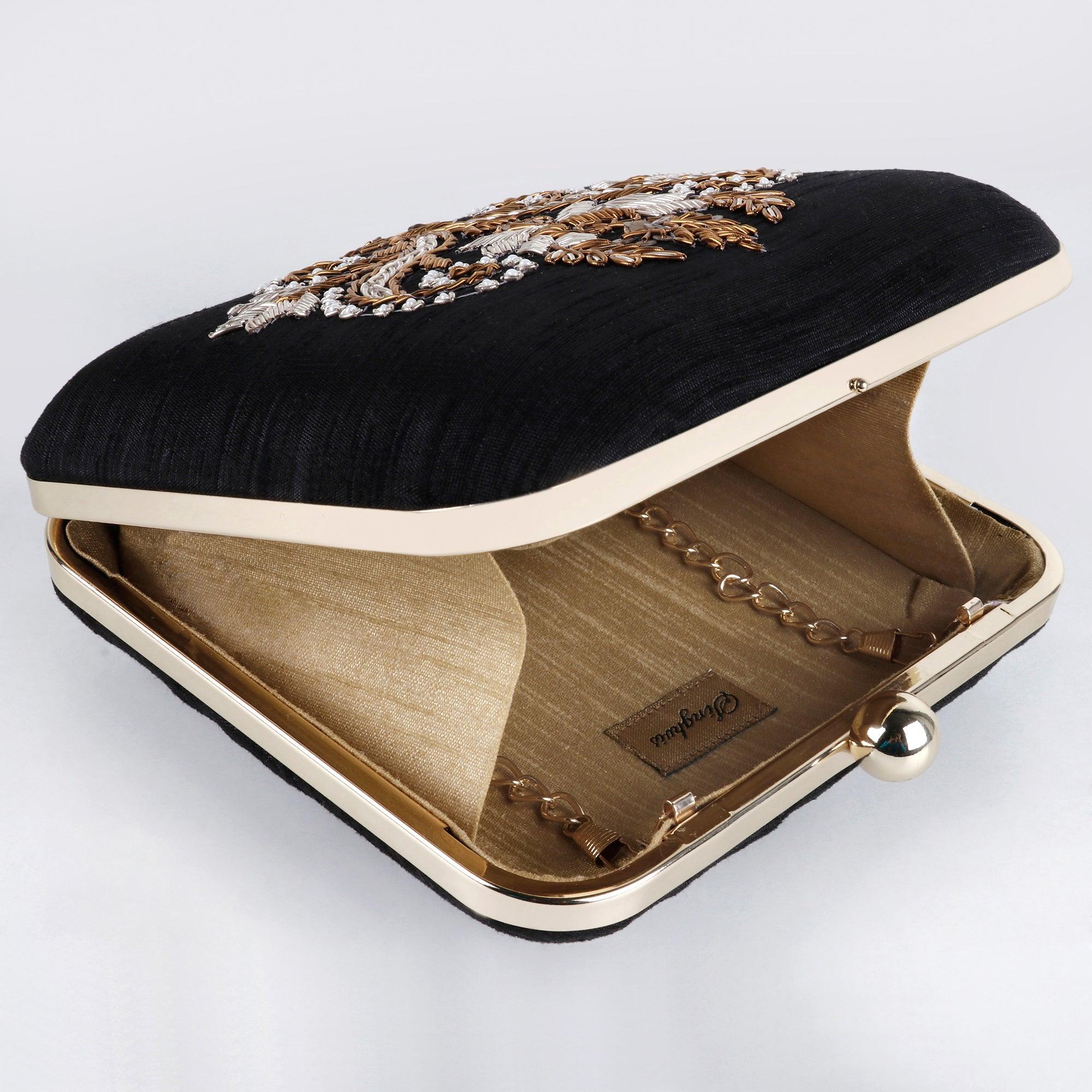 Majestic Clutch | Singhvis