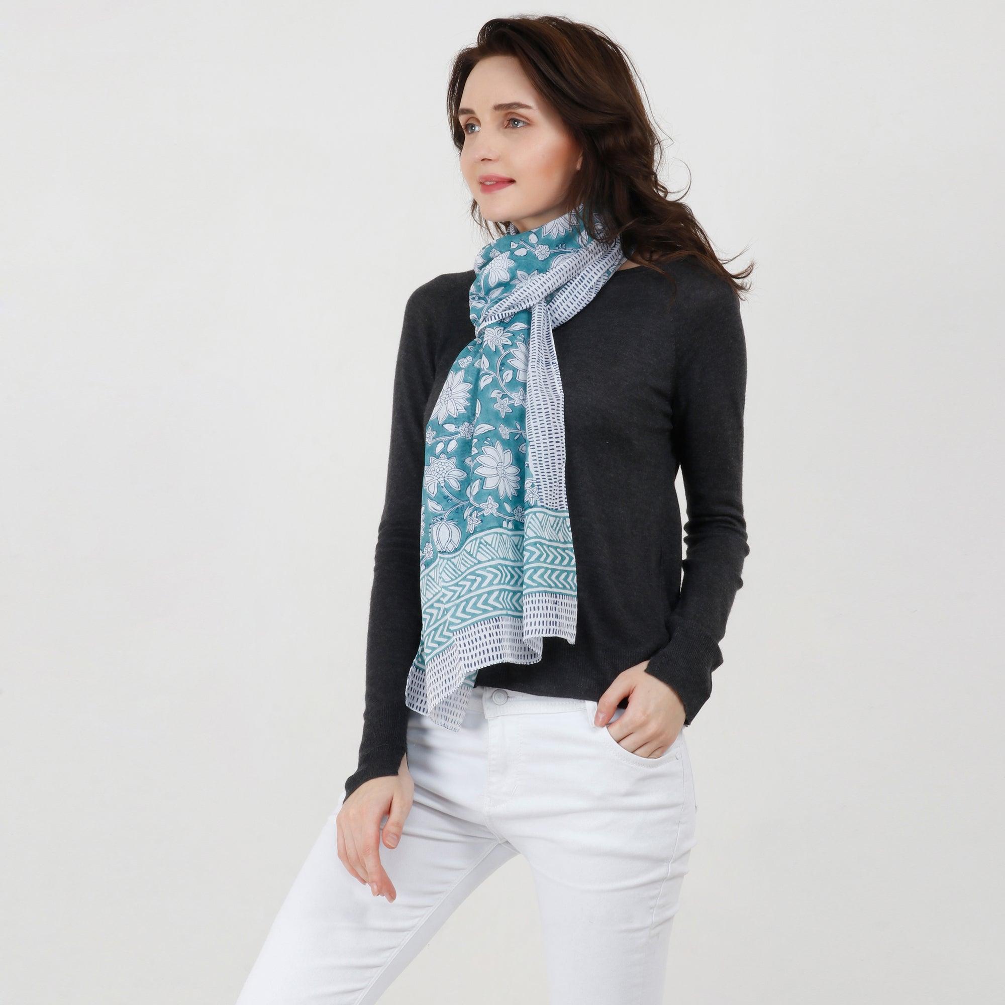 Olivia Scarf | Singhvis