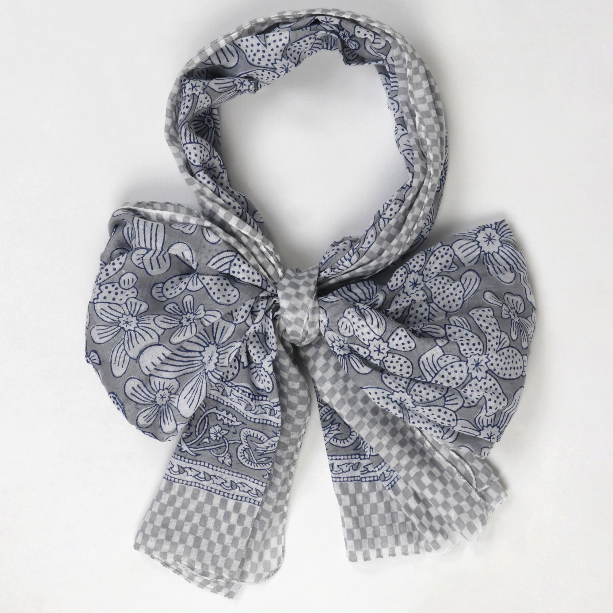 Silver Scarf | Singhvis