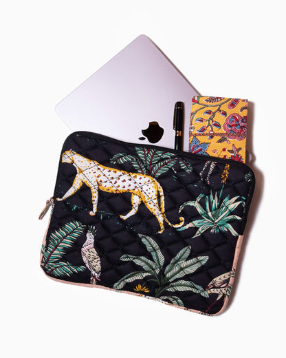 15 inch Laptop Sleeve - Black Jungle | Singhvis