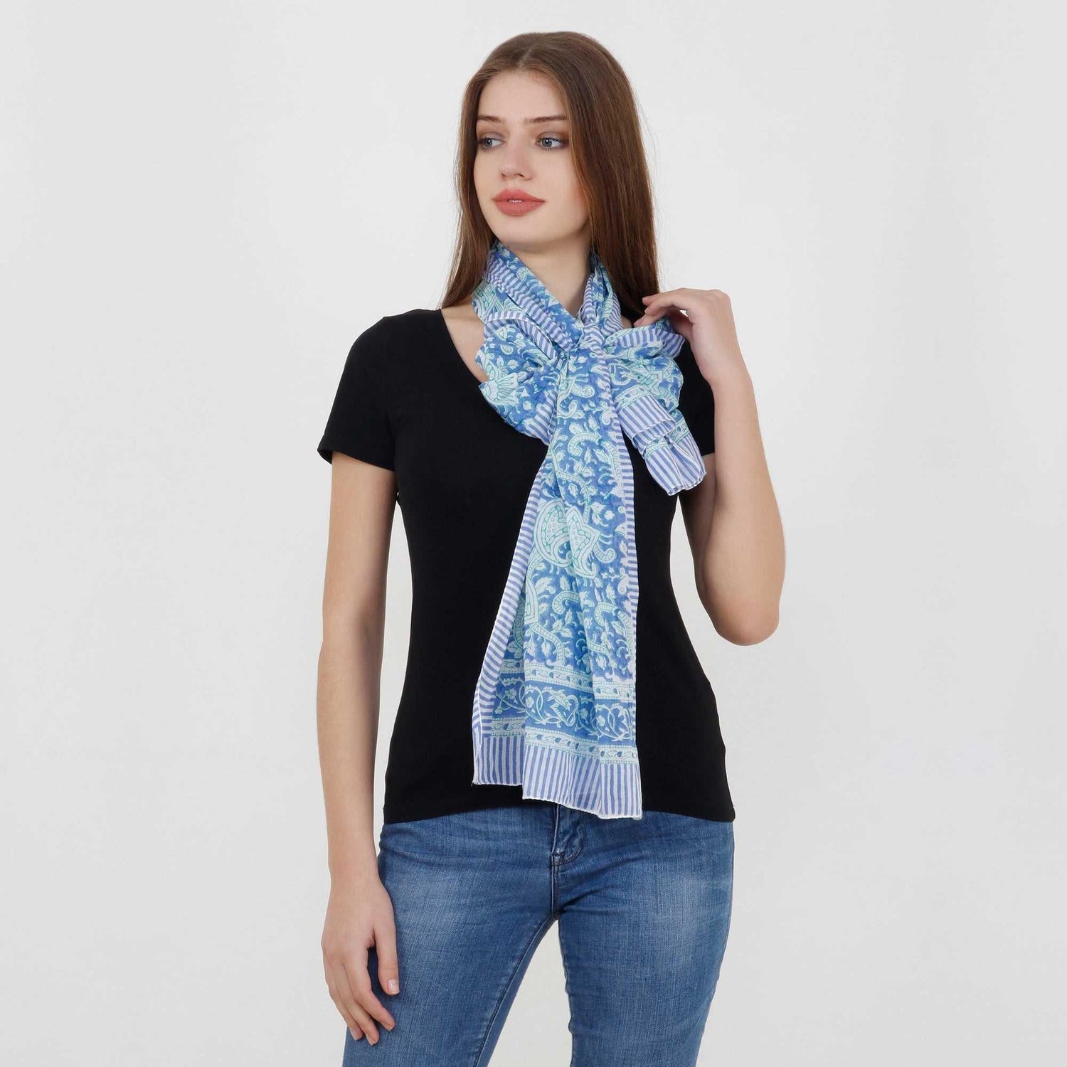 Alona Scarf