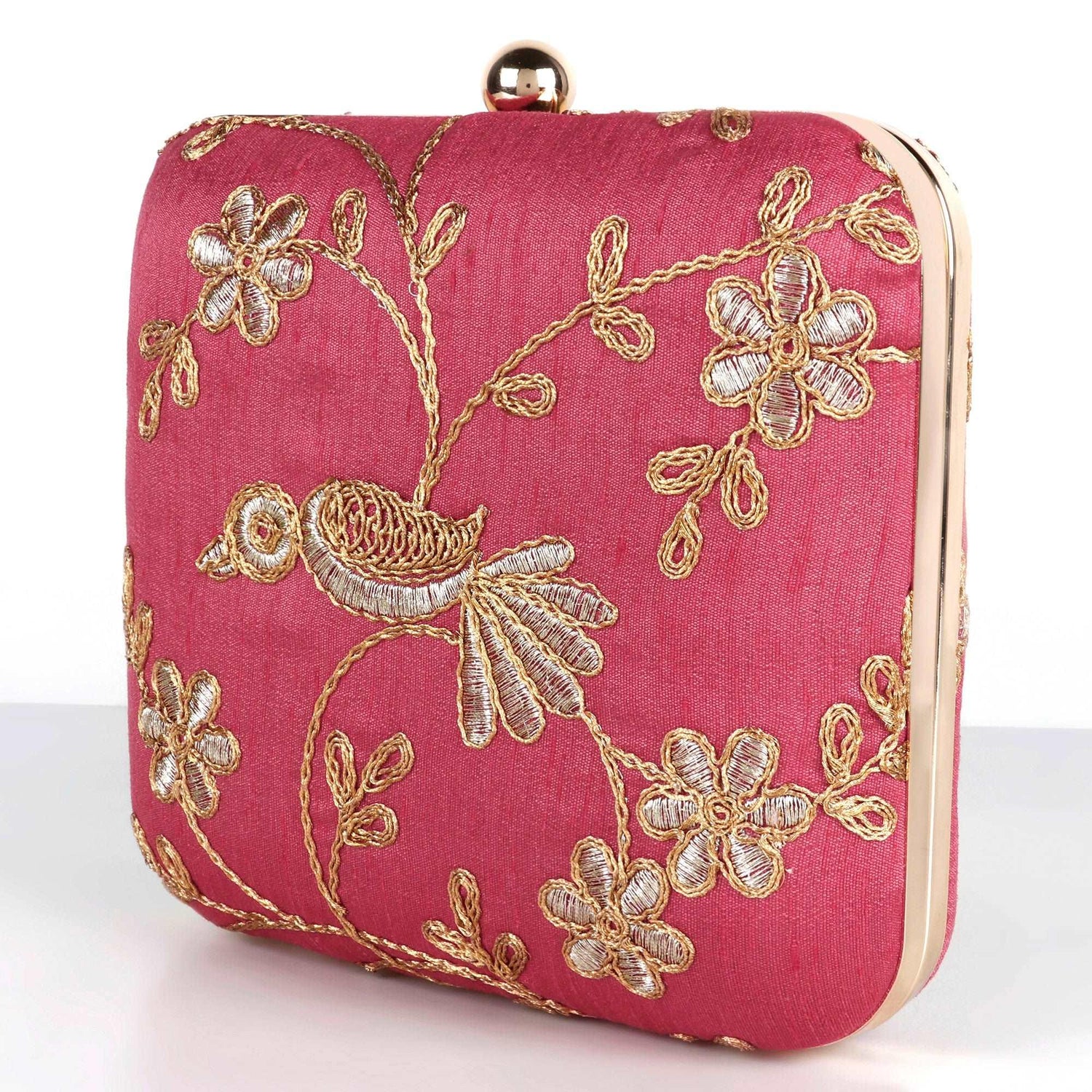 American Robin Clutch
