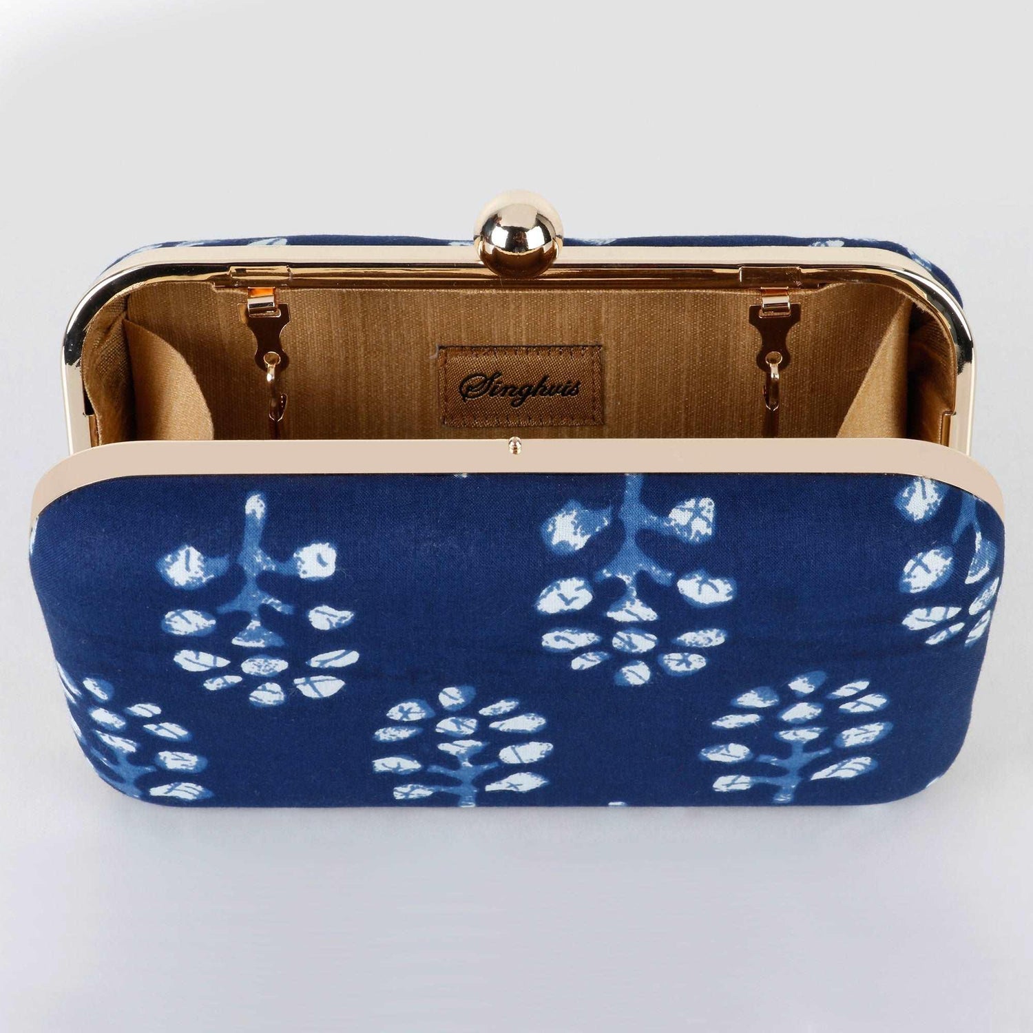 Bellflower Clutch