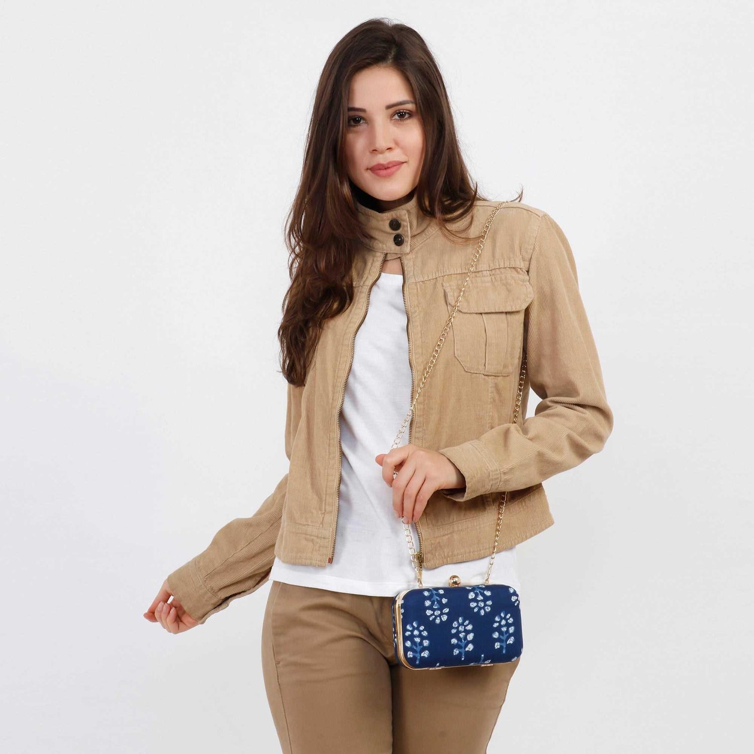 Bellflower Clutch